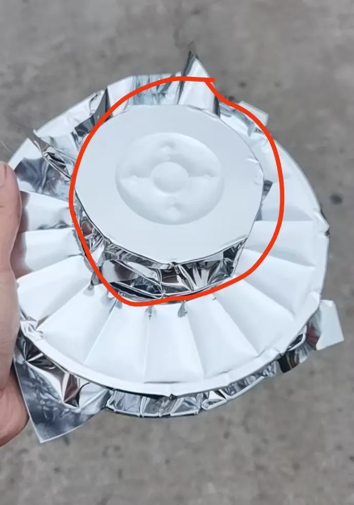 E71T-GS 0.8*5kg/D100 püskürtme kaynak tel, hafif çelik ve yüksek gerimli çelik için akımlı çekirdekli tel 0